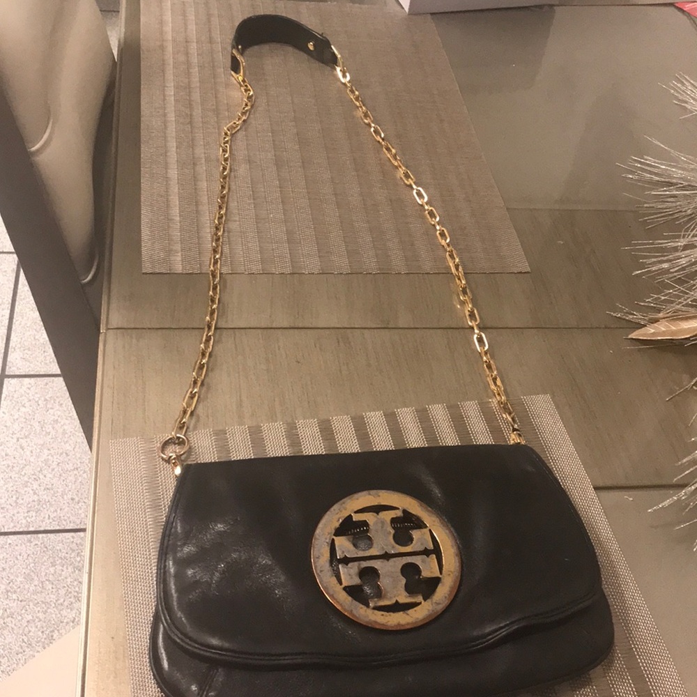 Tory Burch Reva large clutch with gold chain